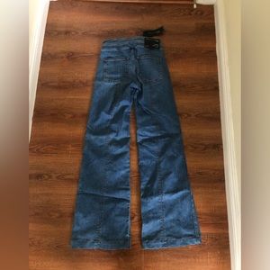 VERONICA BEARD Flare Jeans
